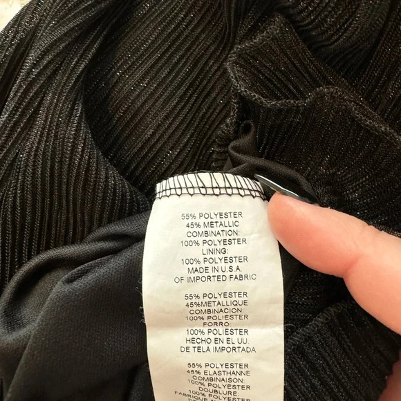 EUC Tahari Black Pleated Sleeveless Evening Dress Size Small - Picture 5 of 6